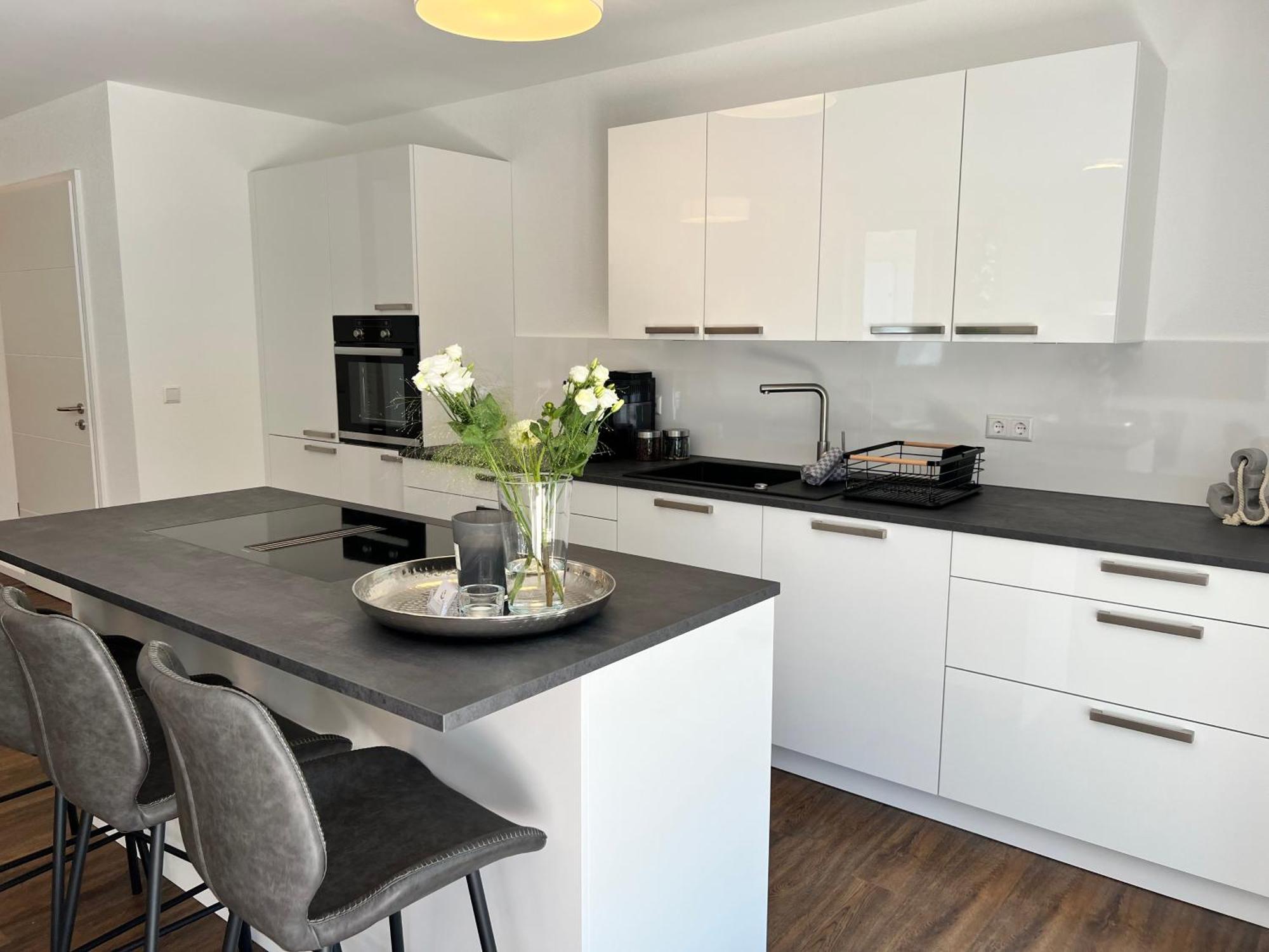 Neues Seeapartment ユーバーリンゲン エクステリア 写真
